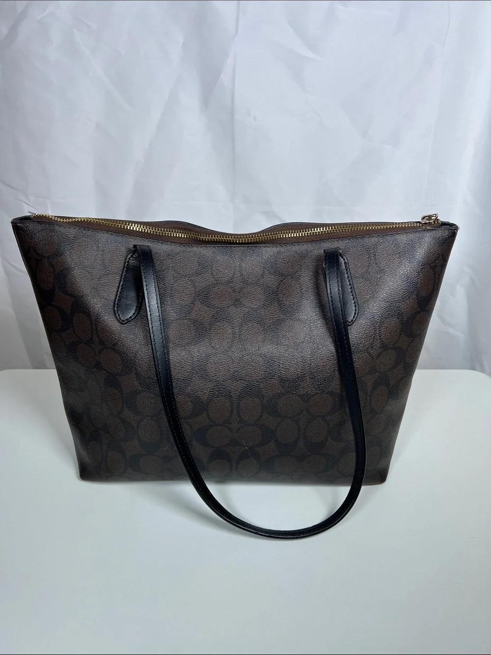 Coach 2020 Zip Top Tote Signature Canvas